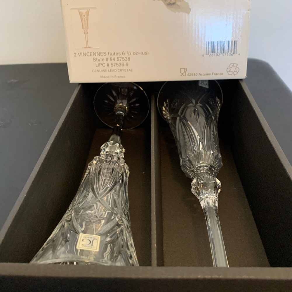 NWT Two Beautiful Crystal Champange Flutes. Made by JG Durand Cut Crystal France - Picture 4 of 5